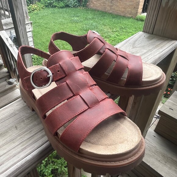 Timberland Fisherman Sandals (EUC) - Picture 1 of 8